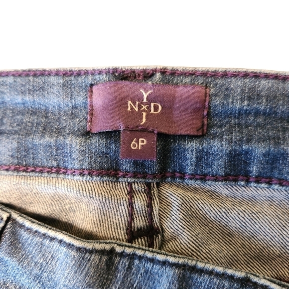 NYDJ Not Your Daughter’s Jeans mini boot  blue midrise straight leg denim Jeans - Picture 4 of 12